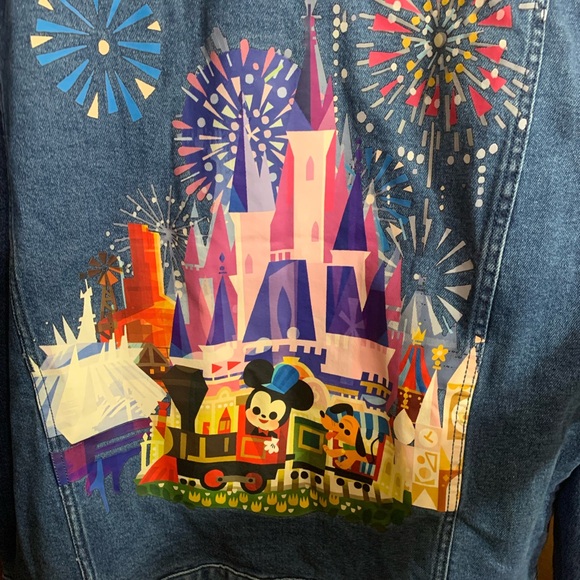 2023 Disney Parks Joey Chou Castle Magic Kingdom Denim Patch Jacket Adult XL NWT - Picture 3 of 11